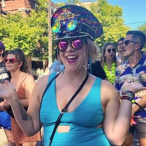 Meet your Posher, Jillian